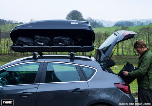 Thule-Roof-box-Pacific-200-black-04Z