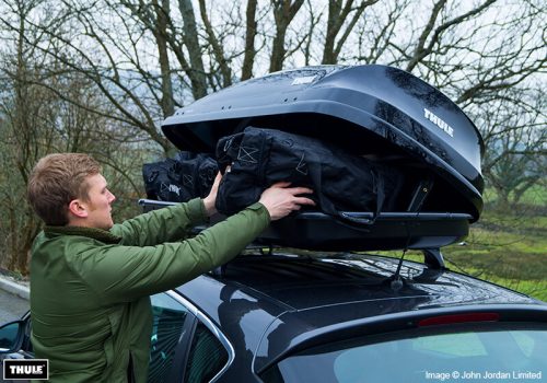 Thule-Roof-box-Pacific-200-black-05Z